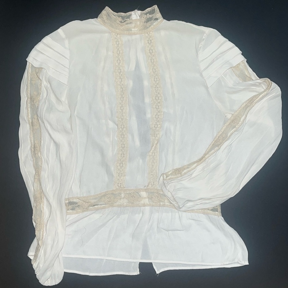 Zara basics lace accented cream colored blouse. Back button XS.